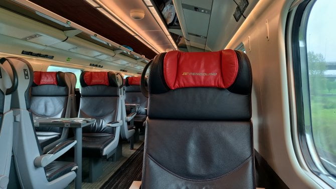 Ilustrační fotografie. Interiér 1. třídy vlaku SC Pendolino od Českých drah. (08. 05 . 2026)