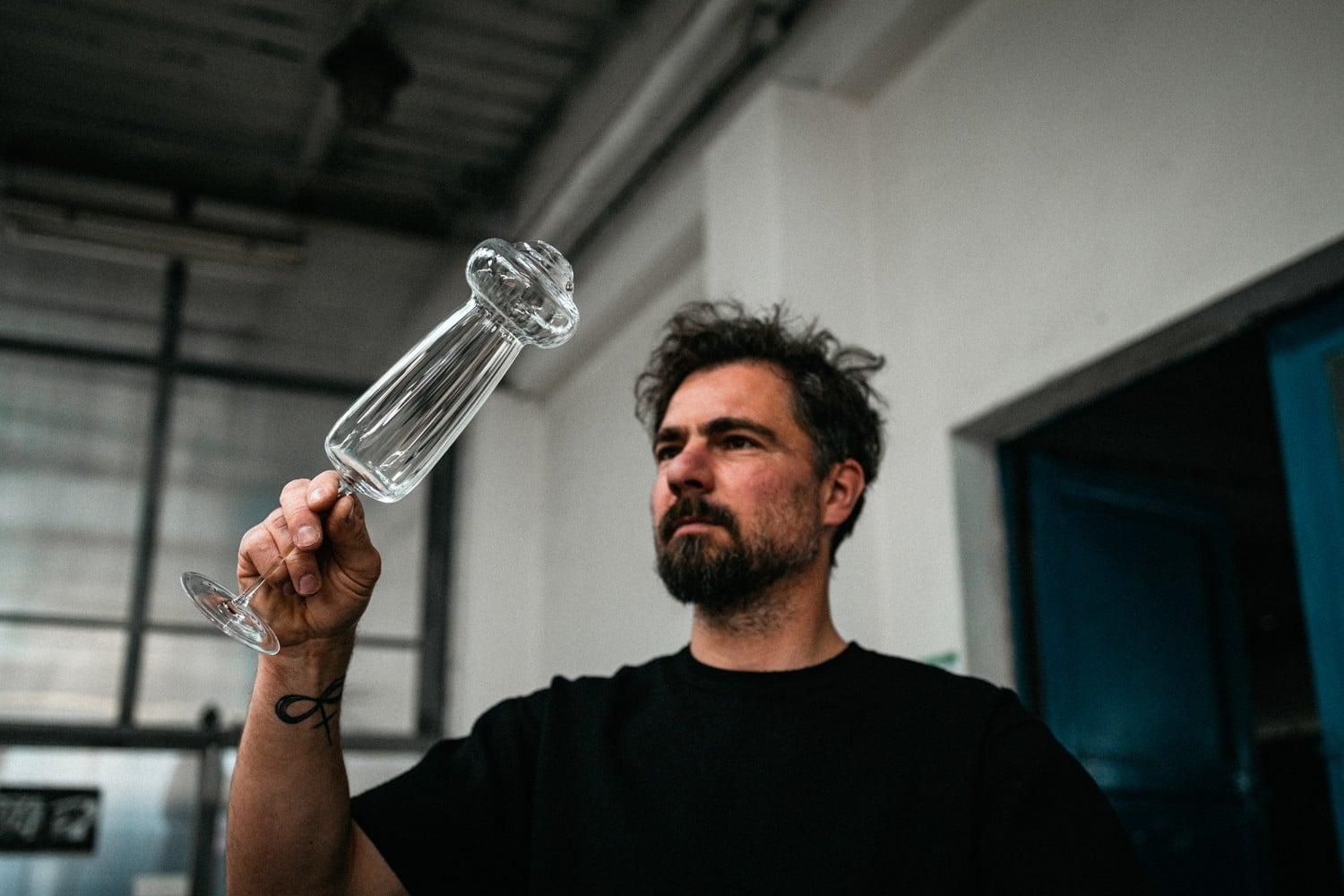 Český designér a sklář Lukáš Jabůrek