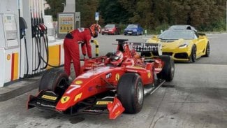 Náhledový obrázek - Proč všechny tak rozčiluje formule na dálnici D4? Policie stejně opět žádný trest neuloží a je to tak správně