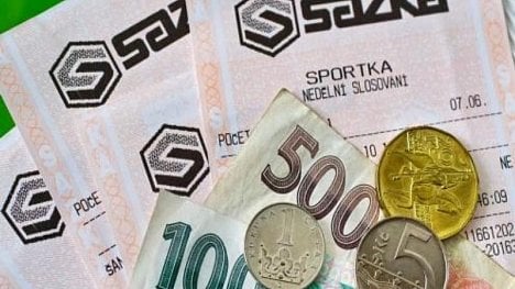 Náhledový obrázek - Do tendru o Sazku se jako třetí subjekt přihlásili lidé blízcí miliardáři Tykačovi