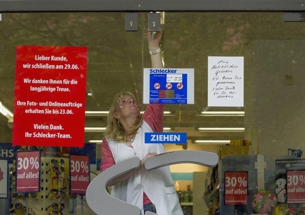 2011-05-konec-schlecker-v-nc49bmecku-nabc3adzc3ad-zboc5bec3ad-tc