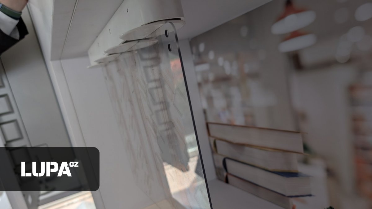 Huawei v ČR nabízí průhlednou mobilní anténu a vysílače ze skleněných vláken, testy dělal CETIN