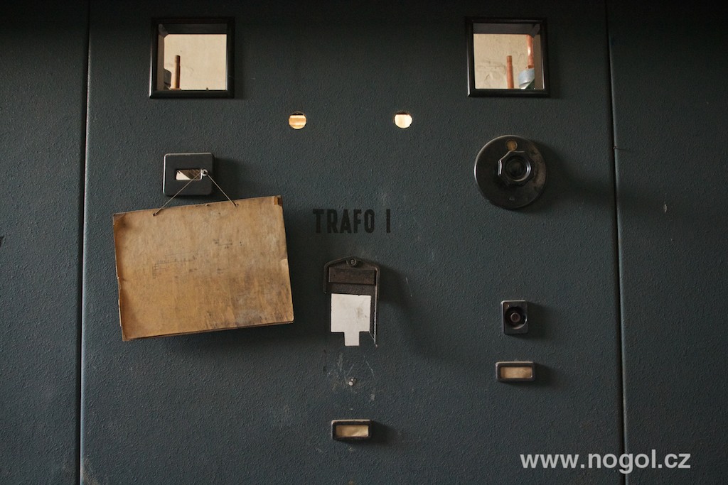 Rozpadající se továrna Praga v pražských Vysočanech