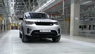 Náhledový obrázek - Slovenská továrna automobilky Jaguar Land Rover je hotová. Výroba odstartuje na podzim