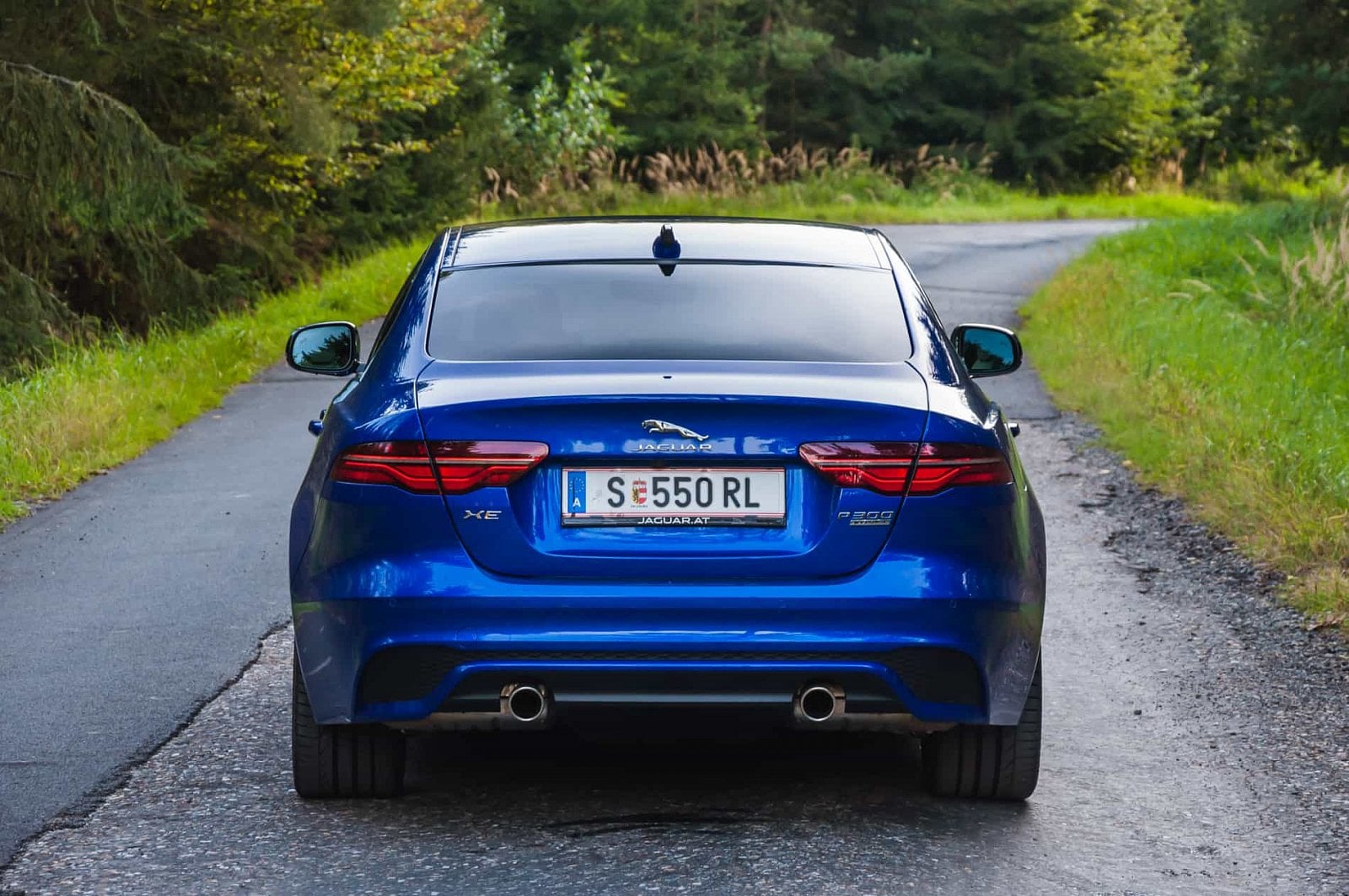 2019-09-Jaguar-XE-P300-AWD-7-of-24.jpg