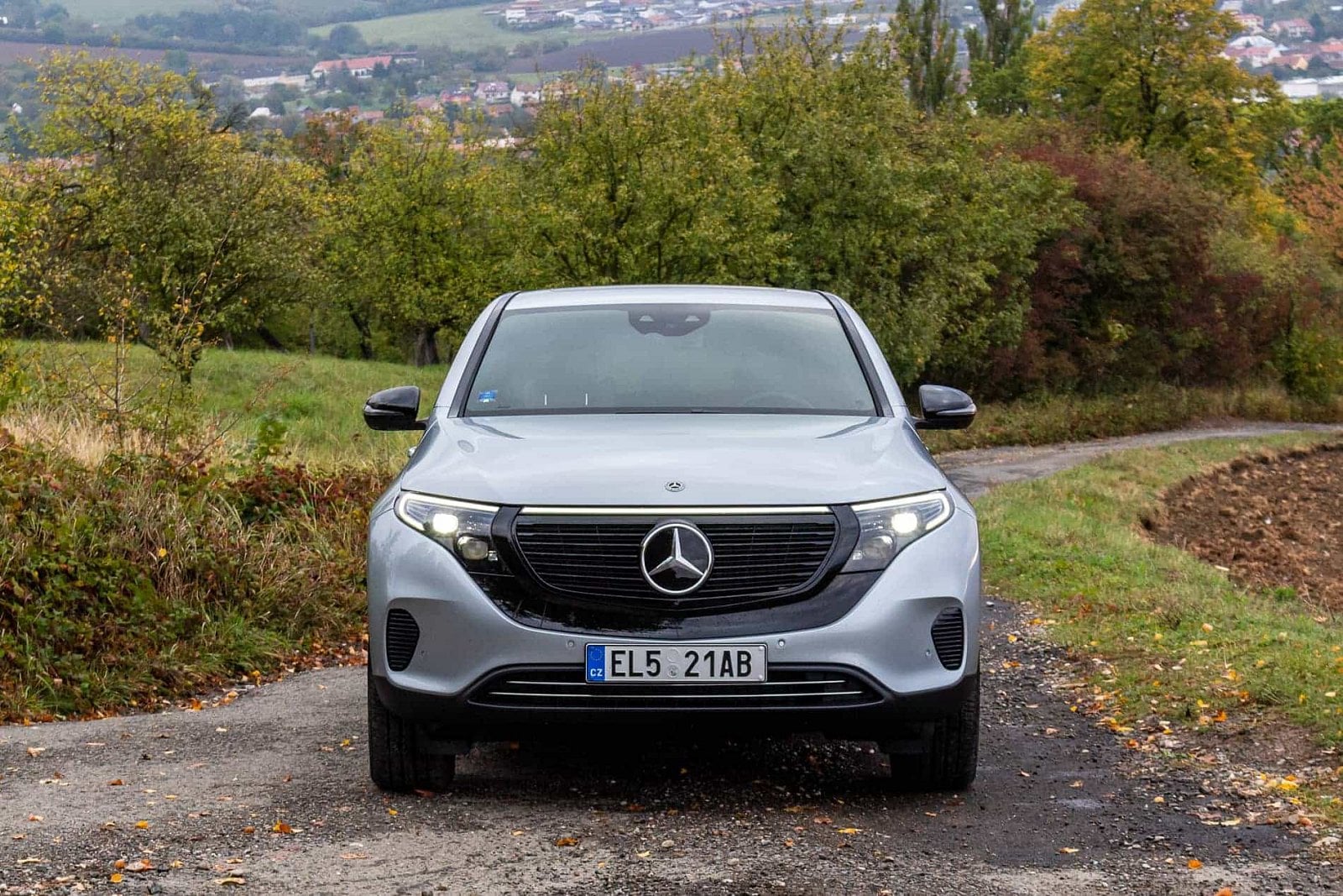 2019-10-Mercedes-Benz-EQC-400-4Matic-13-1.jpg