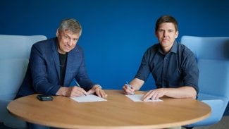 Martin Cígler, zakladatel a CEO společnosti Seyfor, a Martin Bazala, CEO společnosti Raynet