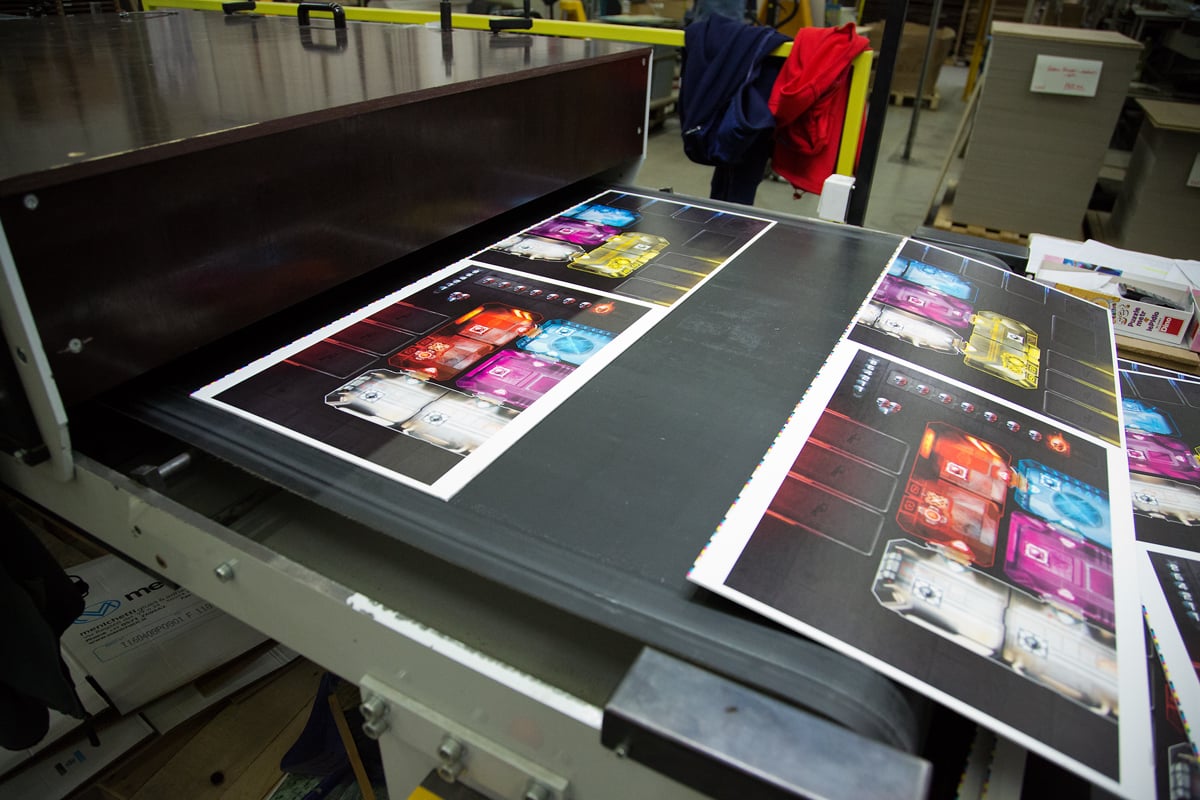 Takto se vyrábí puzzle, Dostihy a sázky i Člověče, nezlob se!