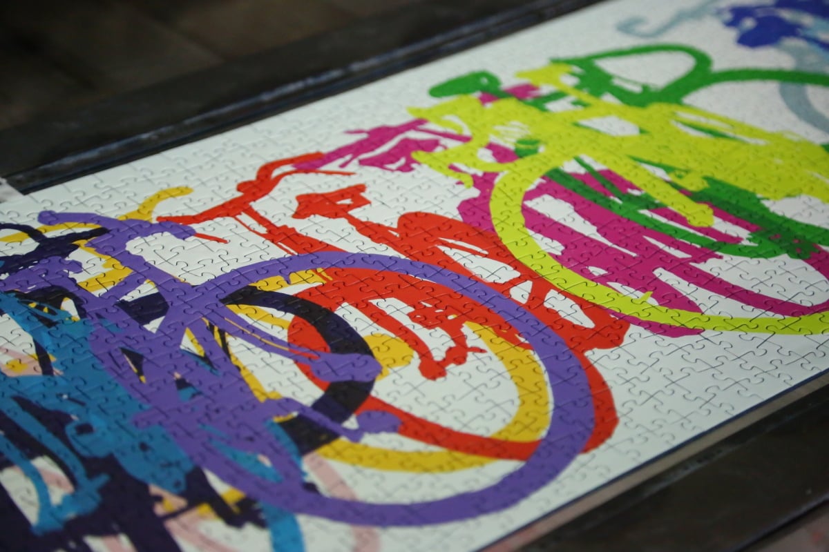 Takto se vyrábí puzzle, Dostihy a sázky i Člověče, nezlob se!