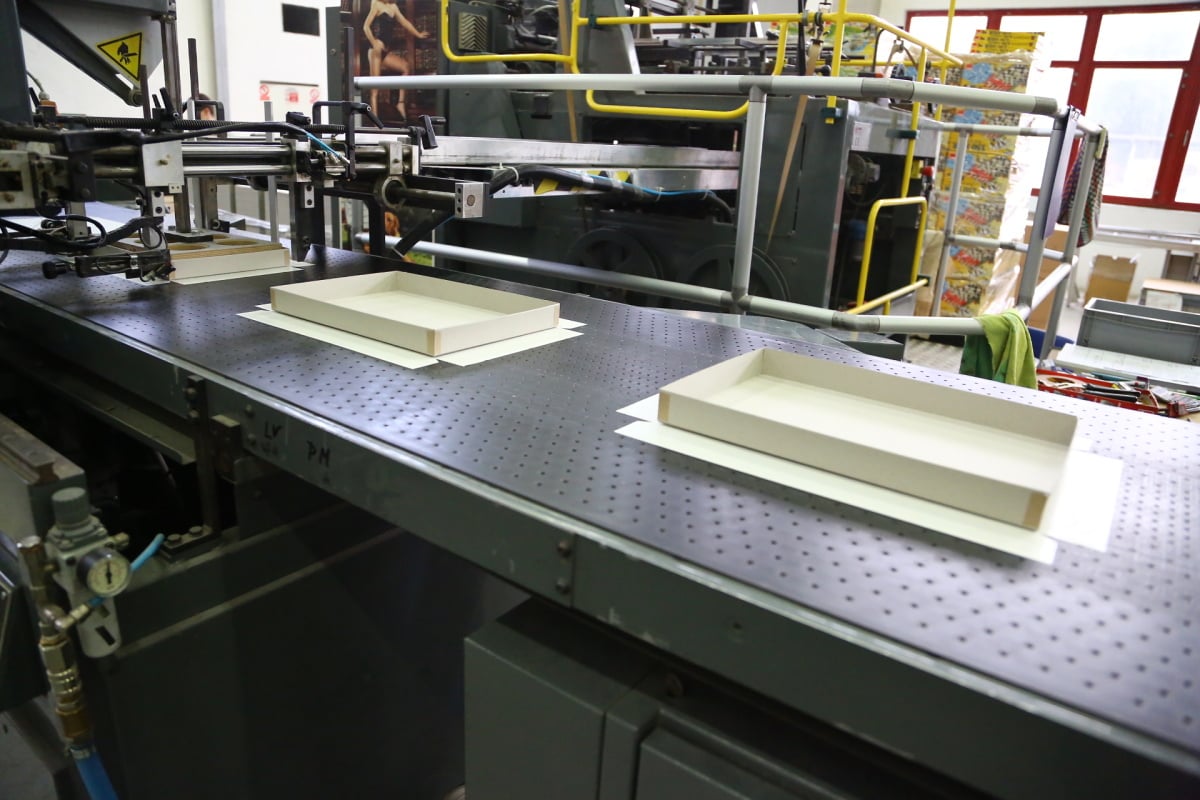 Takto se vyrábí puzzle, Dostihy a sázky i Člověče, nezlob se!