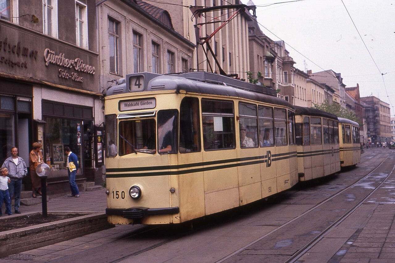 Tatra T2D