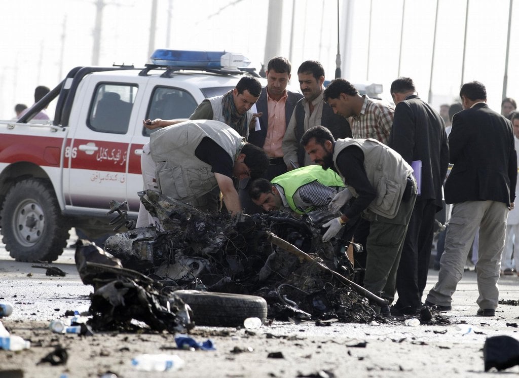 2012-04-islc3a1mskc3bdm-svc49btem-cloumajc3ad-kvc5afli-filmu-pro