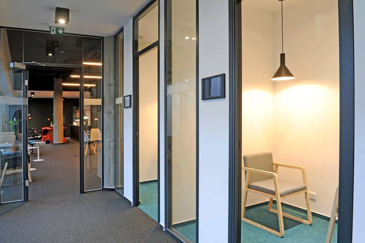 Pražské centrum služeb pro řidiče Uberu