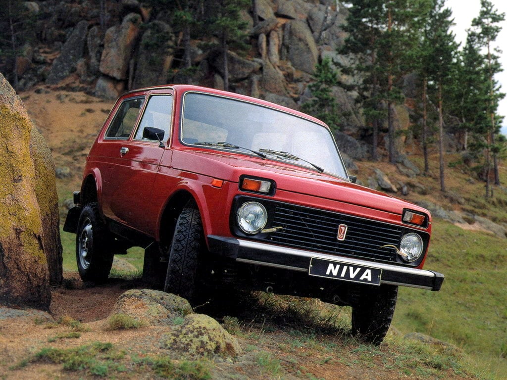 Snad největším sovětským automobilovým bestsellerem se stal VAZ 2121 „Niva“, v malých sériích dodávaný i do Československa