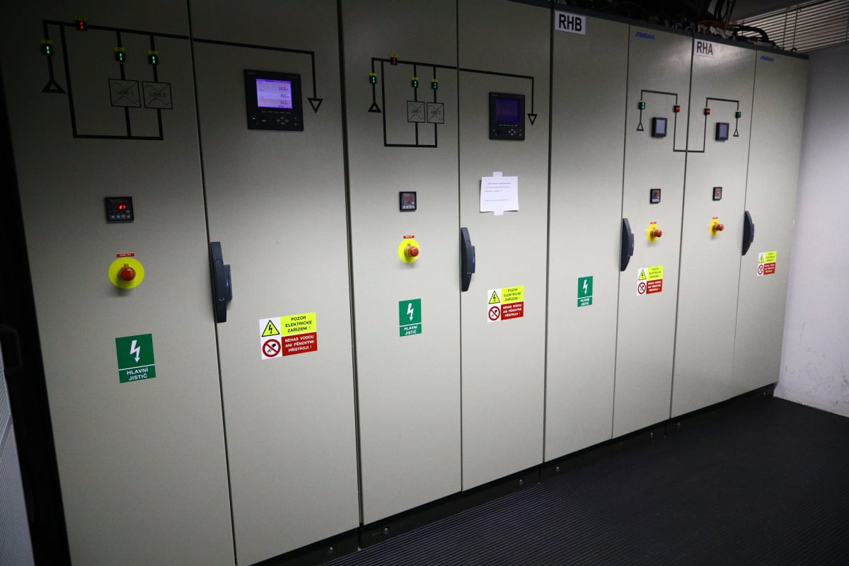 Nejdřív na skok v rozvodně.