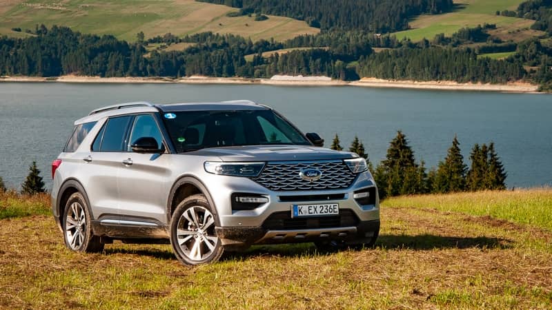 Ford Explorer je plug-in hybridní překvapení za dva miliony, které český zákazník asi neocení