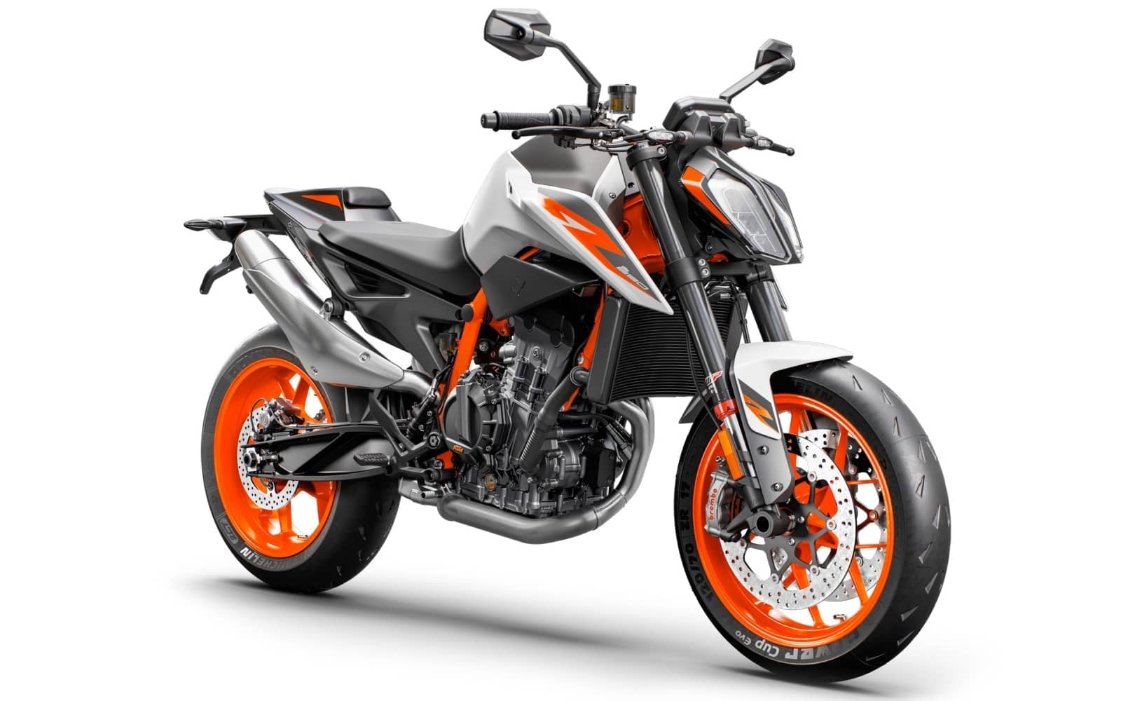 2019-11-KTM-890-DUKE-R-MY20-front-right.jpg