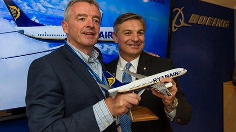 Náhledový obrázek - Ryanair se zajímá o Air Berlin. Chce však podrobnější údaje o financích