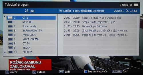 EPG je ve zcela jiném stylu, ale je přehledné a dobře čitelné. Pouze na jedné obrazovce nevidíte v tu samou dobu přehled pořadů pro více stanic najednou.