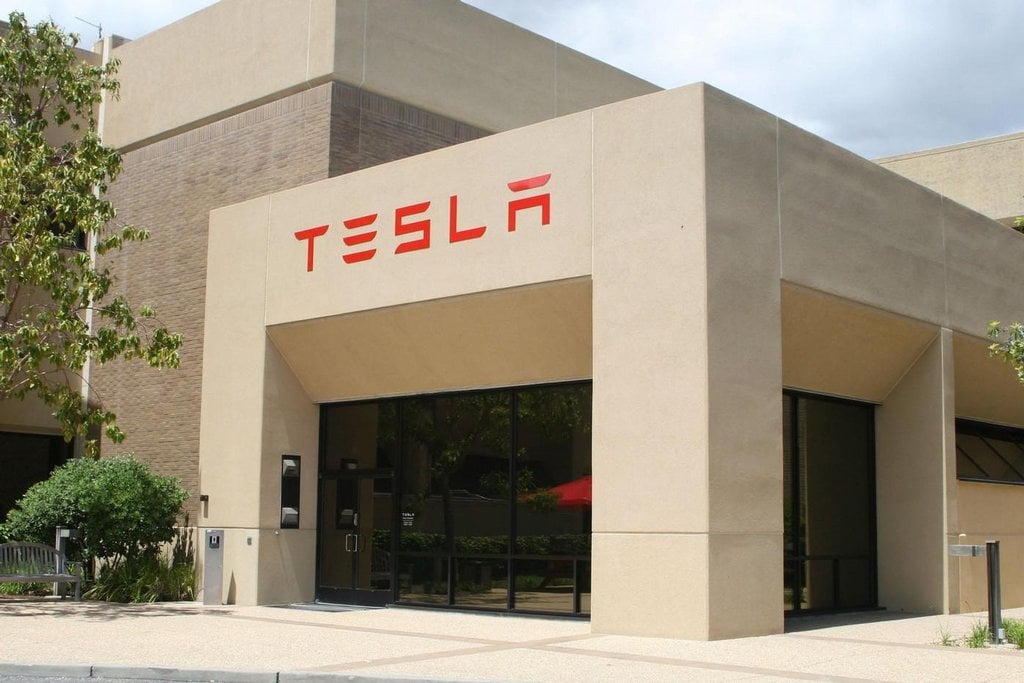 2011-01-znac48dka-tesla-motors-mc3a1-trc5benc3ad-hodnotu-tc3a9mc