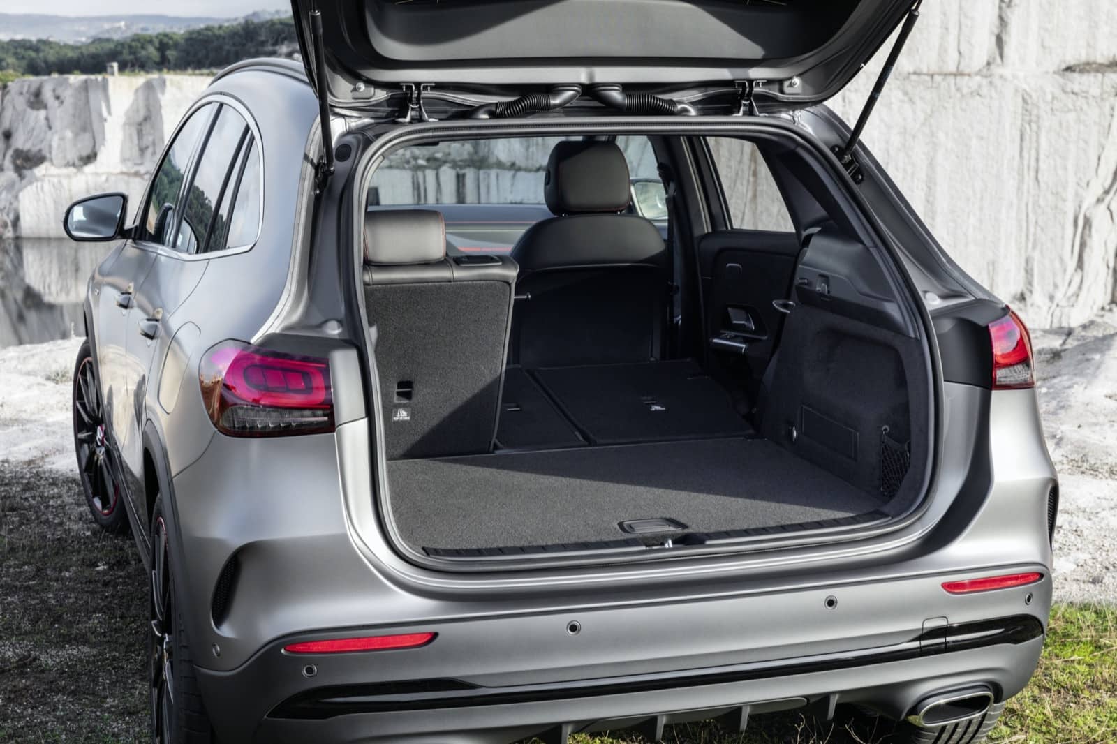 2020-08-Mercedes-Benz-GLA-2020-33.jpg