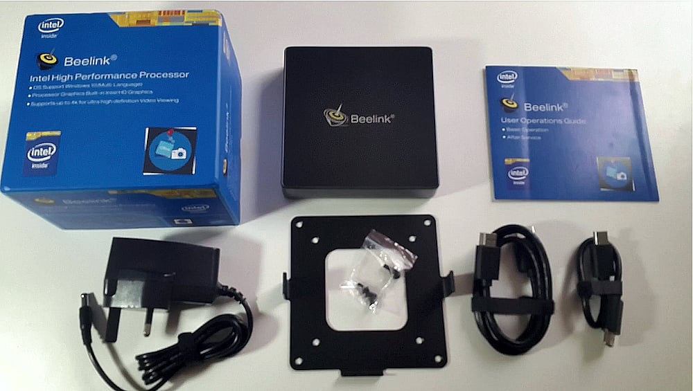 Nahlížíme do krabice