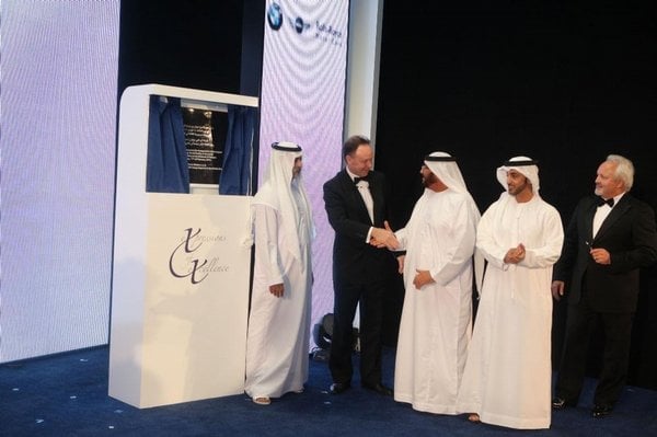 2011-09-slavnostnc3ad-otevc599enc3ad-showroomu-bmw-v-abc3ba-dhab