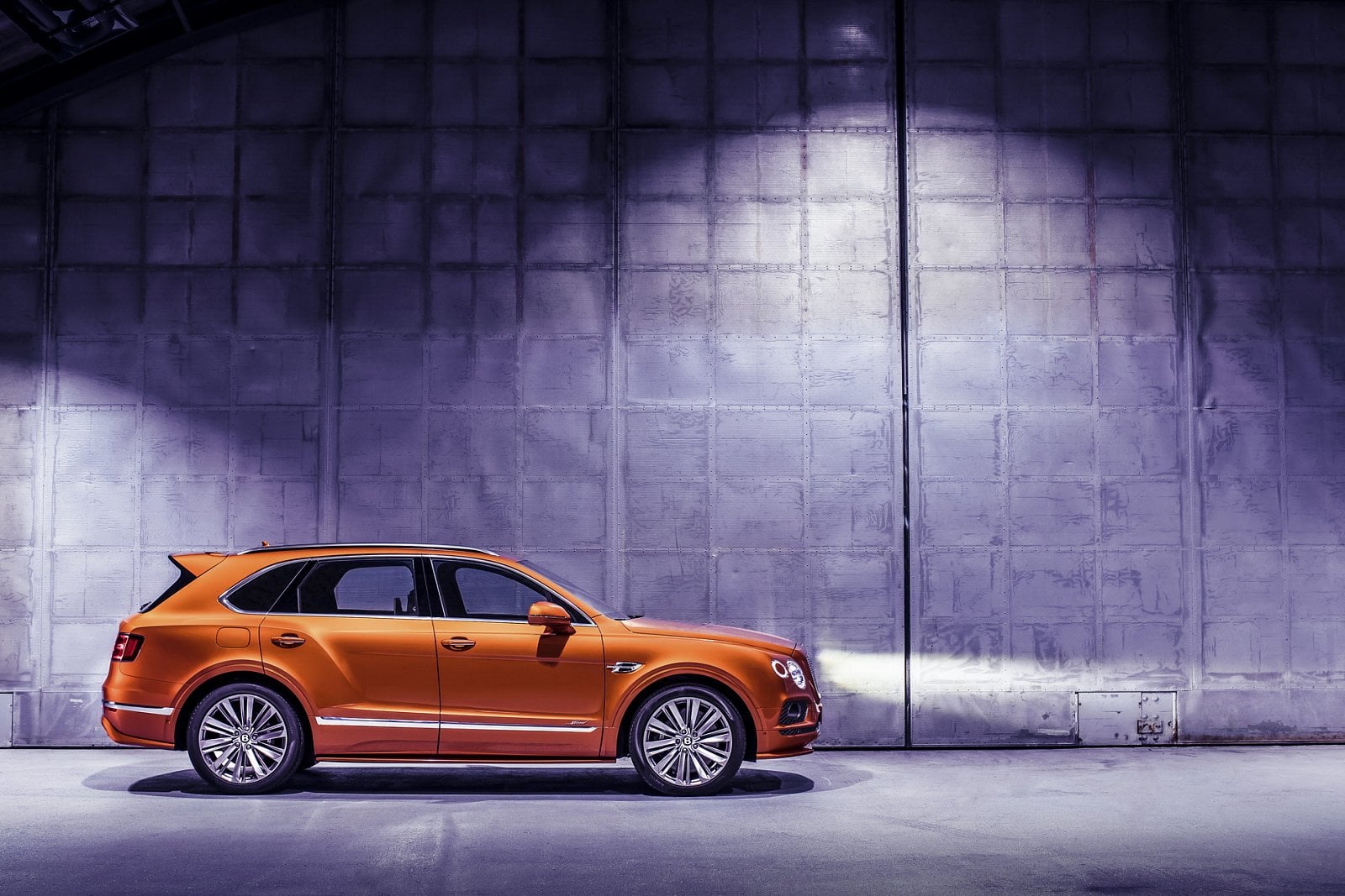 2019-02-Bentley-Bentayga-Speed_02.jpg