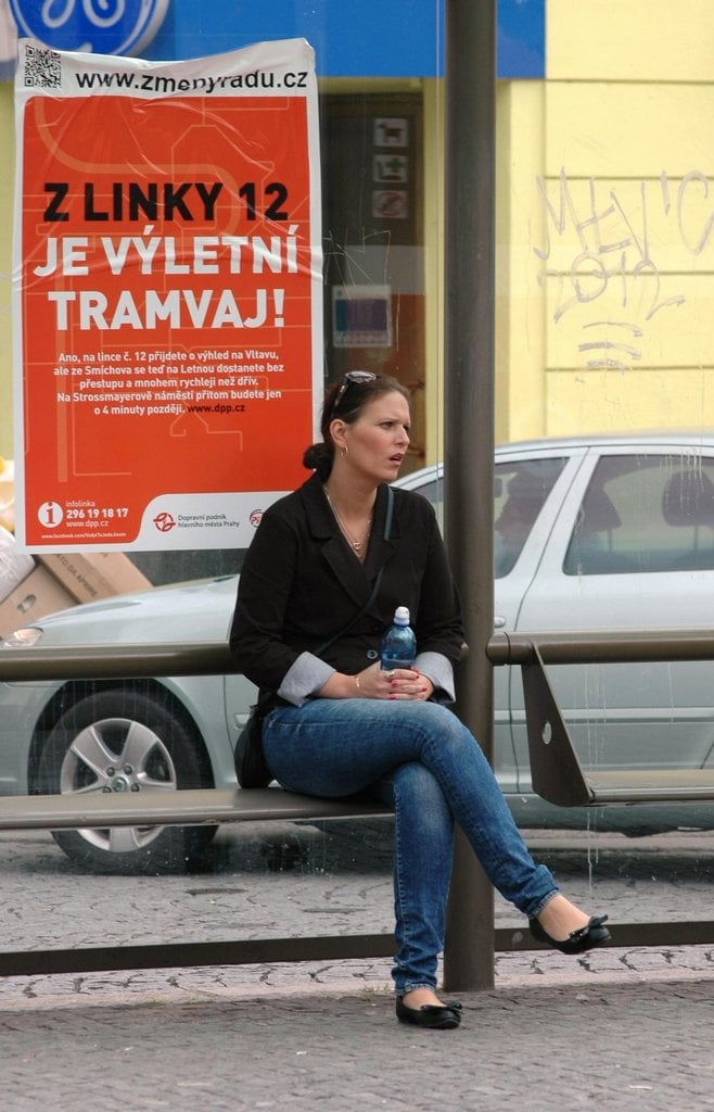 2014-12-cestujc3adcc3ad-se-pokouc5a1ejc3ad-orientovat-v-novc3bdc