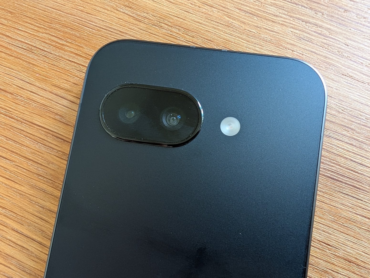 Chytrý telefon Google Pixel 9a