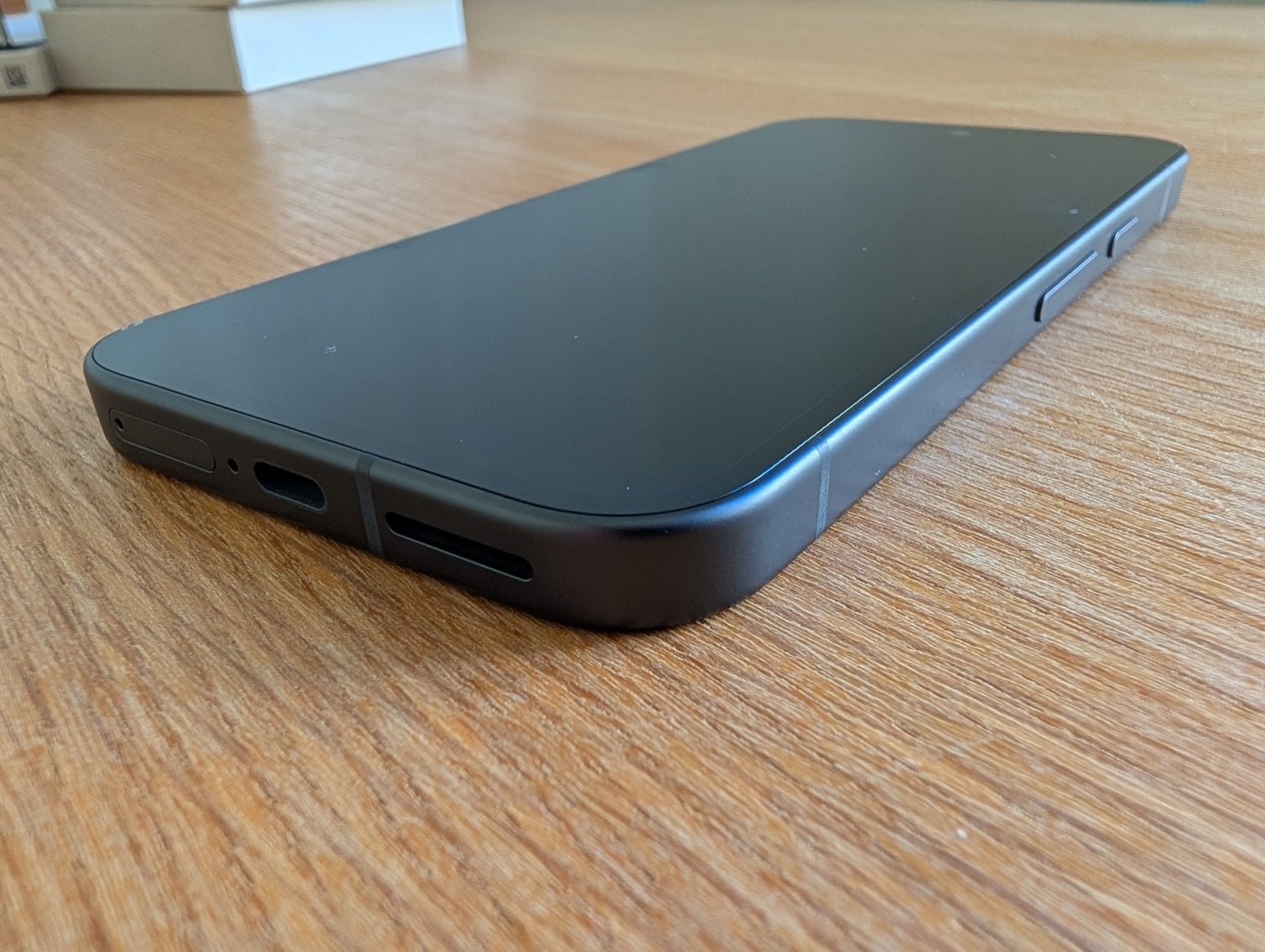 Chytrý telefon Google Pixel 9a