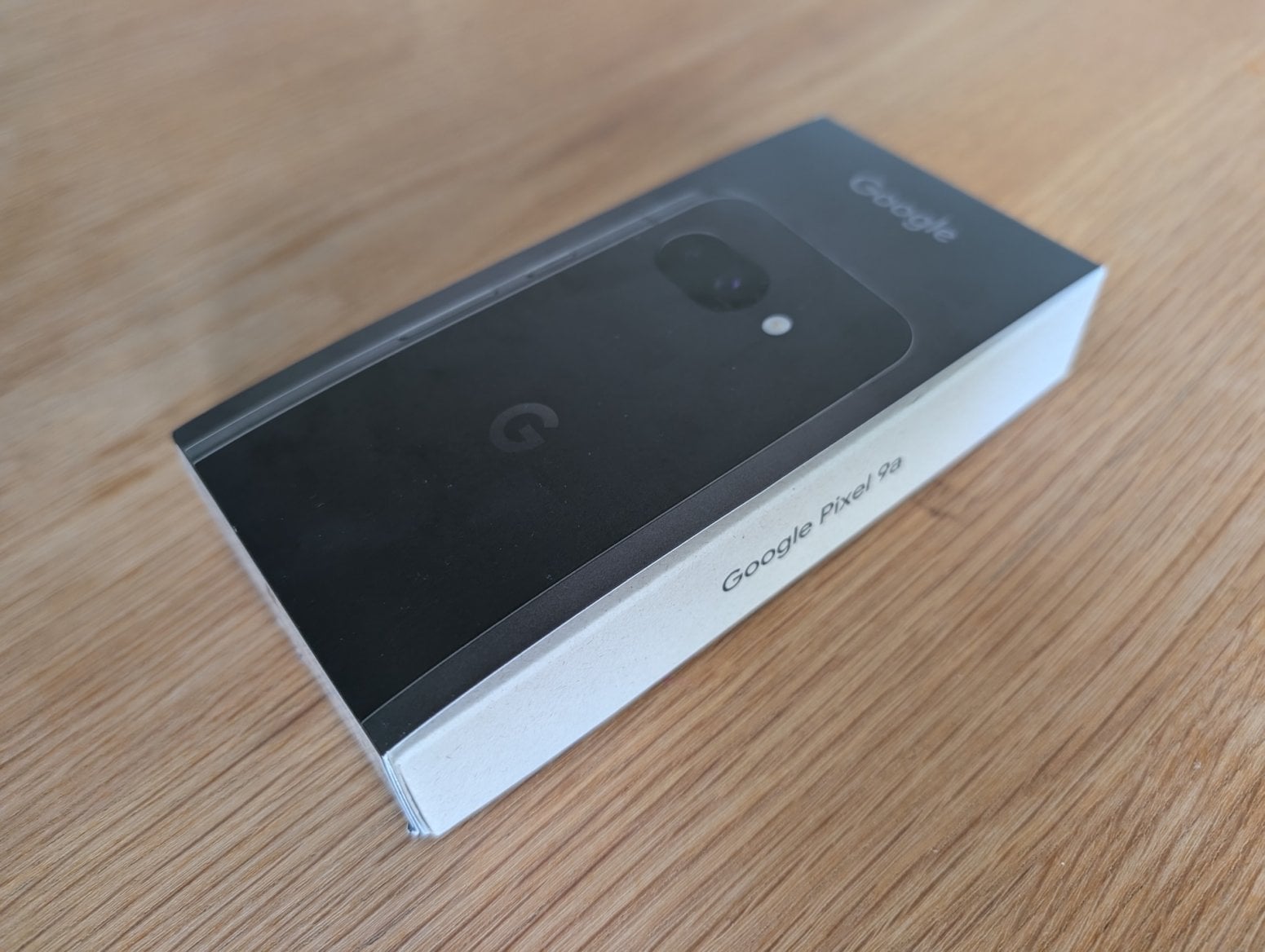 Chytrý telefon Google Pixel 9a