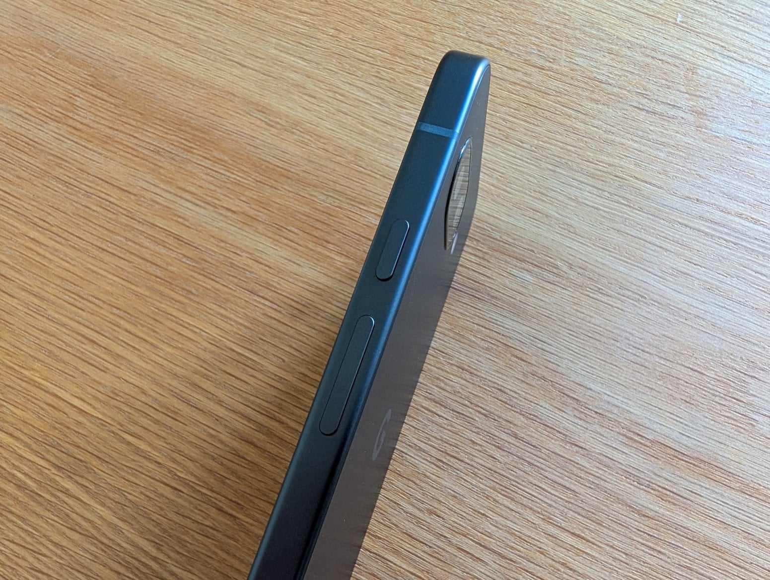 Chytrý telefon Google Pixel 9a