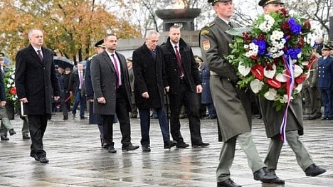 Náhledový obrázek - Prezidenti a premiéři Česka a Slovenska si na Vítkově připomněli 100. výročí státu