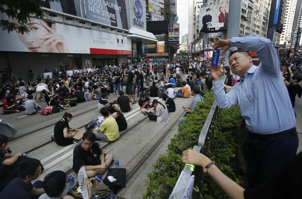 2018-06-protesty-v-hongkongu.jpg