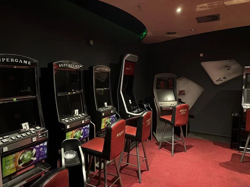 Provozovna nelegálního hazardu