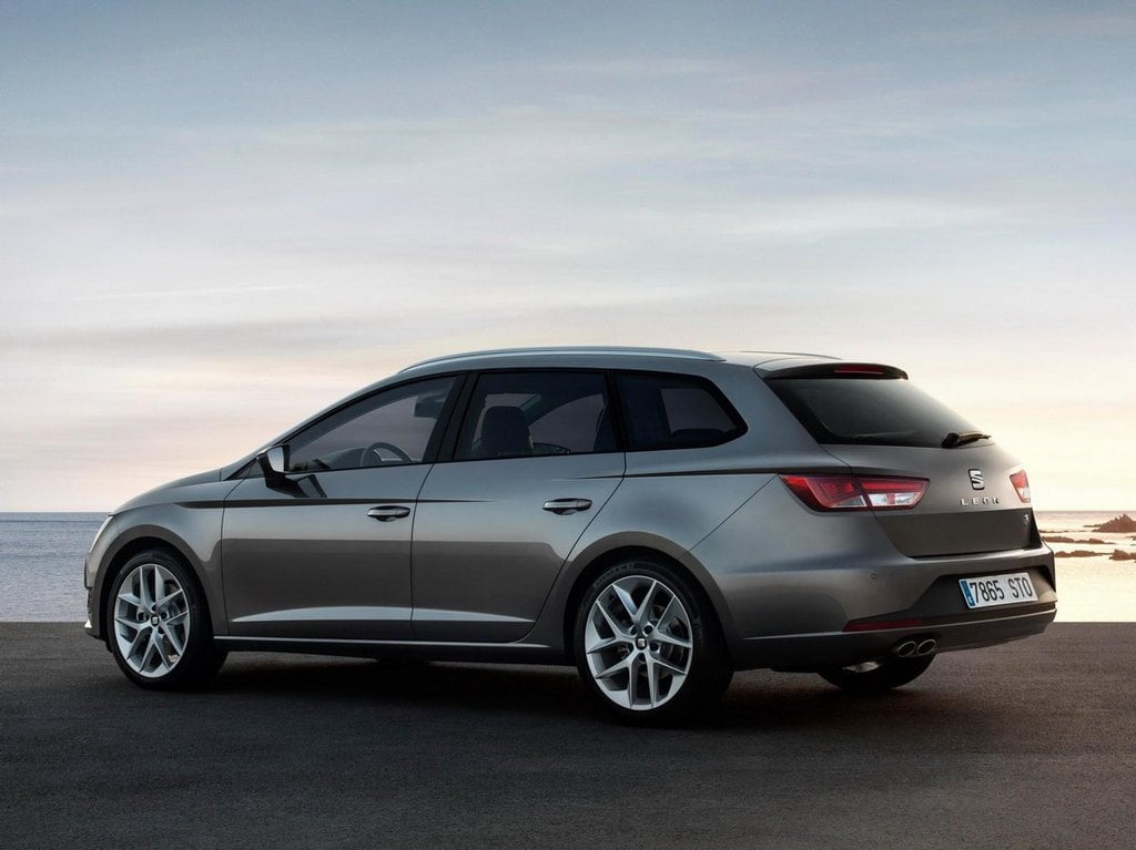 2011-09-seat-leon-st.jpg