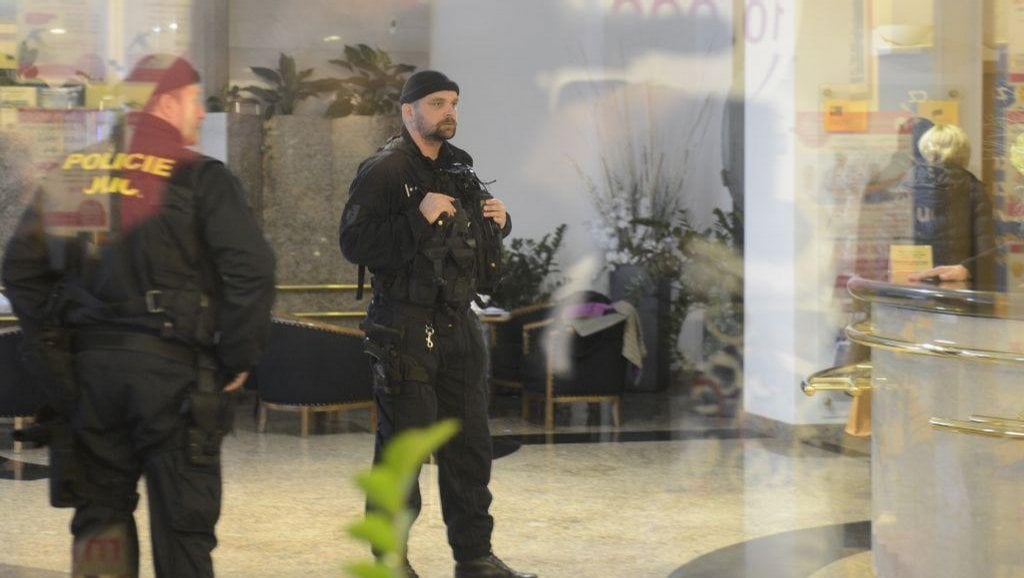 2014-03-v-exportnc3ad-bance-pokrac48duje-razie-ale-uc5be-za-bc49