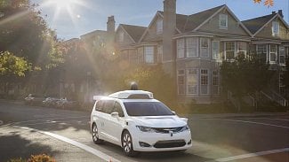 Náhledový obrázek - Autonomní taxíky Waymo (Google) už jezdí. A ukazují, že auta bez řidiče jsou opravdu ještě daleko