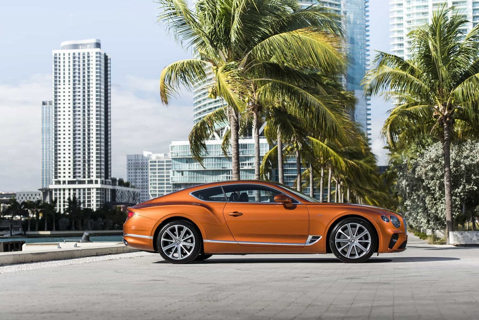 2019-03-Bentley-Continental-GT-V8-6.jpg