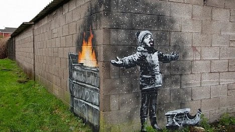 Náhledový obrázek - Nové dílo hvězdy streetartu: Banksy překvapil městečko v jižním Walesu