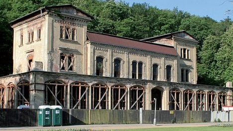 Náhledový obrázek - Oprava Šlechtovy restaurace začne v červnu. Nikdo se neodvolal