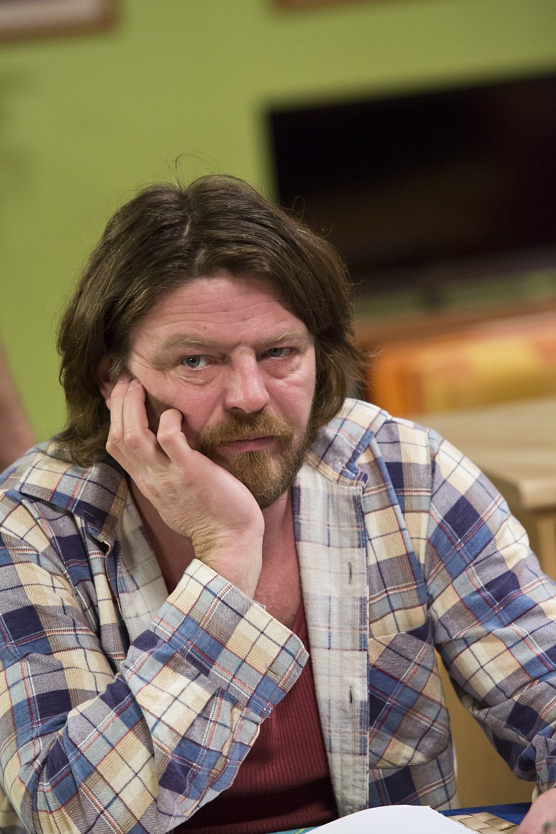 Nová, třetí řada původního sitcomu Helena pro jarní sezónu 2013