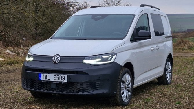 Tak takovéto „simply clever“ mohou v Boleslavi závidět. Test Volkswagen Caddy Flexicab 2.0 TDI 4Motion