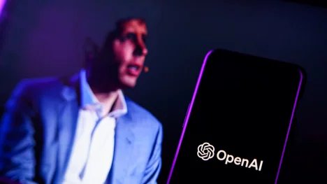 AI agent OpenAI pronikl k neveřejným datům na vládním webu, oznámil australský premiér