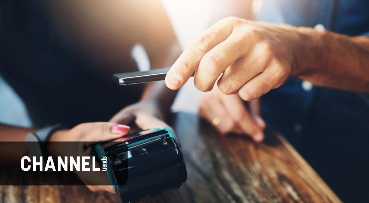Češi zanevírají na hotovost, 59 % nákupů v obchodech platí digitálně