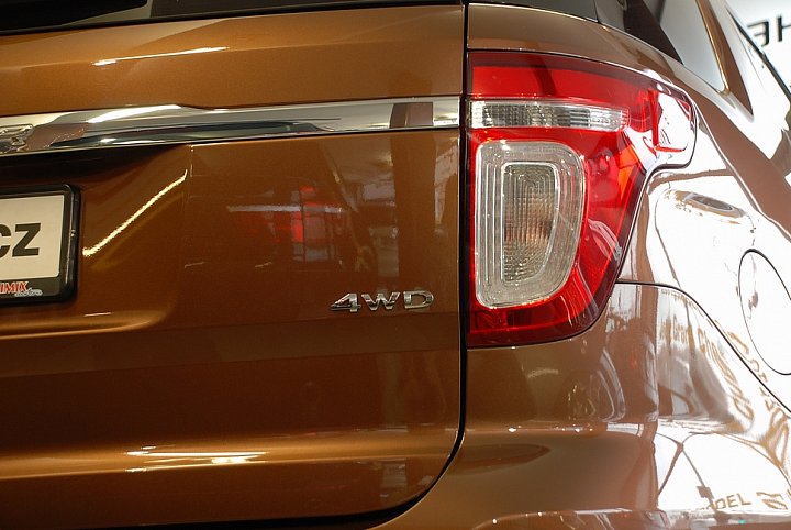 Ford Explorer
