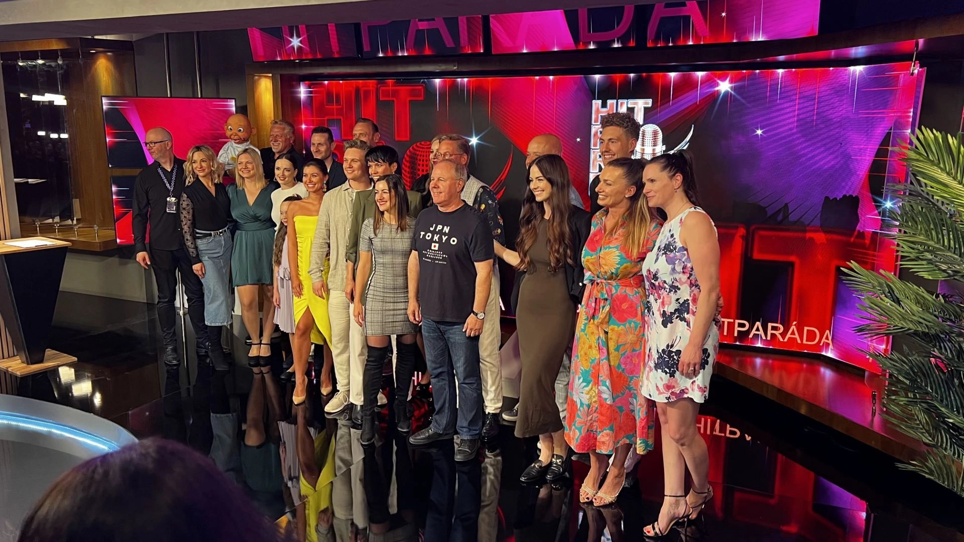 Moderátoři pořadů OK TV na tiskové konferenci ke spuštění stanice