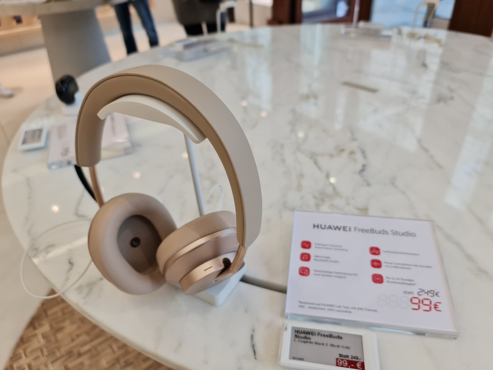 Obchod Huawei Flagship Store ve Vídni