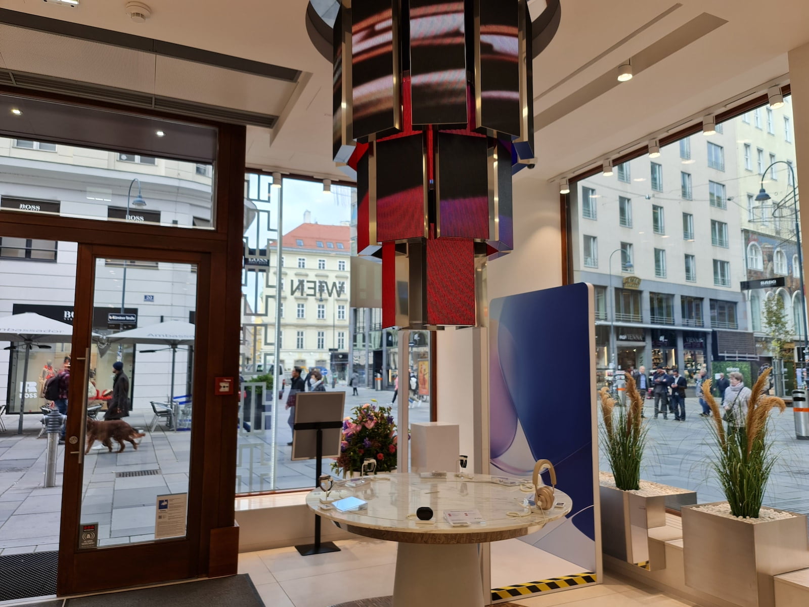 Obchod Huawei Flagship Store ve Vídni